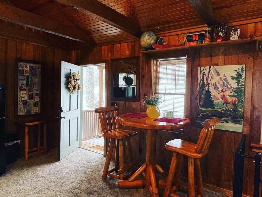 Eagle Crest Cabin, White River View With Hottub Eureka Springs Eksteriør billede